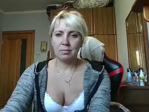 IrinaB1 online show from October 23, 4:56 am