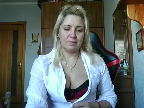 IrinaB1 online show from November 2, 7:11 am