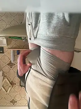 Snapshot of bigboy30X chatting on November 17, 3:07 pm bigboy30X online show from November 17, 3:07 pm