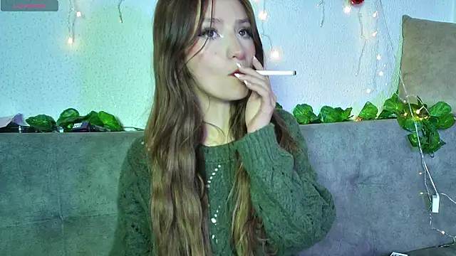 ari kat online show from December 23, 6:22 am