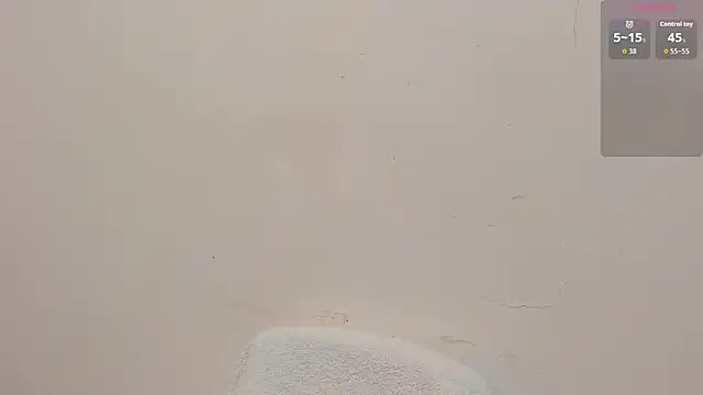 Snapshot of lizzy_davis_1 chatting on November 8, 4:01 am lizzy davis 1 online show from November 8, 4:01 am