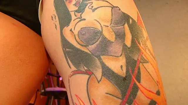 Snapshot of SamanthaaSutra chatting on May 31, 2:57 pm SamanthaaSutra online show from May 31, 2:57 pm