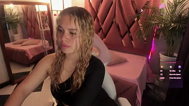 Haelycute online show from January 21, 11:13 am