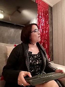 IsisBlake online show from December 4, 2:04 pm