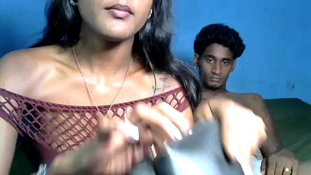 Snapshot of indiangeni20 chatting on March 1, 7:26 pm indiangeni20 online show from March 1, 7:26 pm