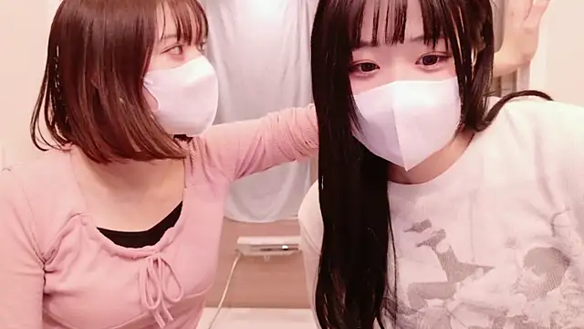 Mia--meow online show from December 27, 4:10 pm