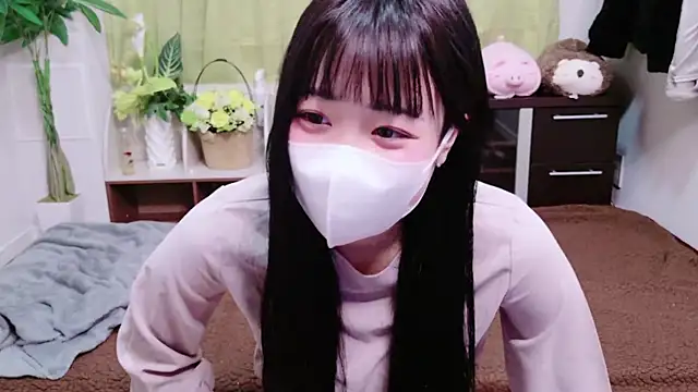 Mia--meow online show from January 3, 1:14 pm