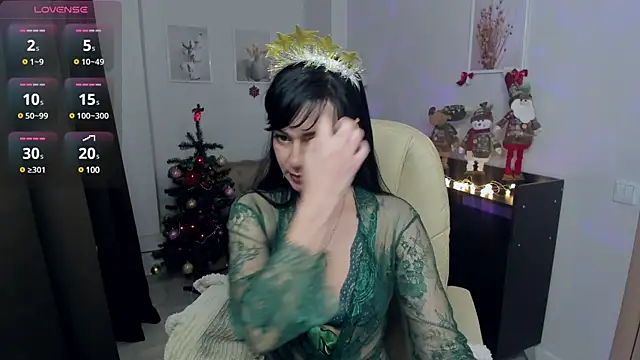 Julia  Frey online show from January 2, 8:46 pm