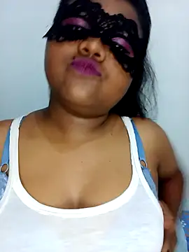 Snapshot of Sexy--queen1 chatting on October 3, 10:56 am Sexy--queen1 online show from October 3, 10:56 am