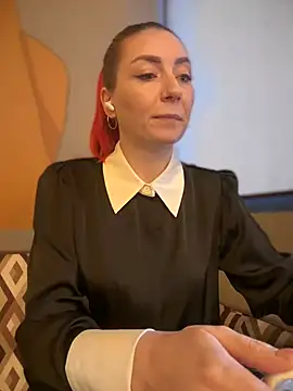 Crazy-Rosa online show from December 6, 10:05 am