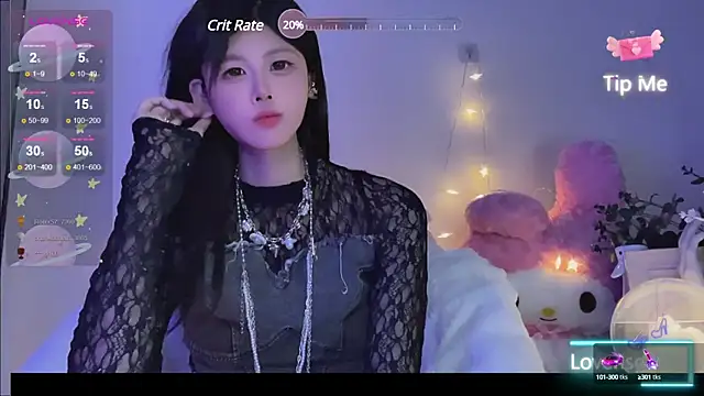 O0 0Q online show from December 15, 1:00 pm