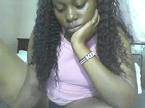 EBONYVANILLA02 online show from April 11, 1:15 pm