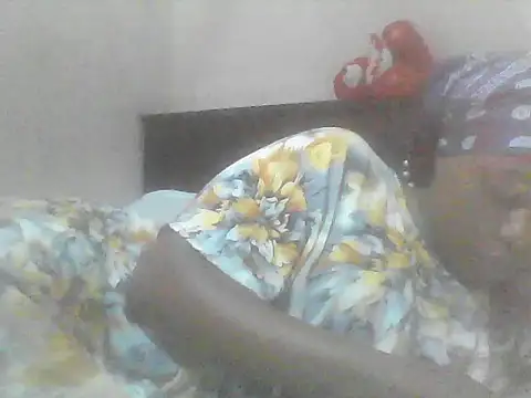 Snapshot of EBONYVANILLA02 chatting on May 15, 7:37 am EBONYVANILLA02 online show from May 15, 7:37 am