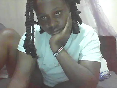 Snapshot of EBONYVANILLA02 chatting on June 12, 11:20 am EBONYVANILLA02 online show from June 12, 11:20 am