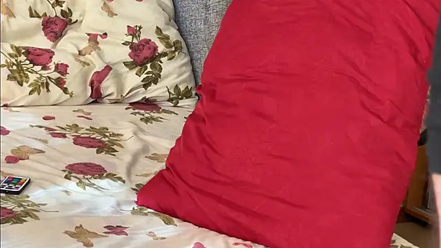 Stick Twlx online show from September 15, 7:52 am