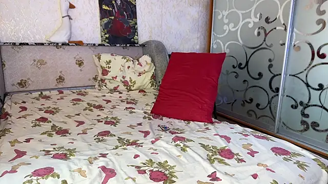 Stick Twlx online show from October 7, 8:55 am