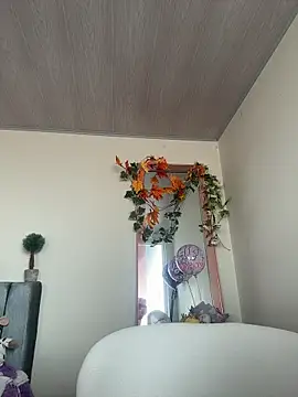 Snapshot of valery_mora chatting on June 9, 2:39 pm valery mora online show from June 9, 2:39 pm