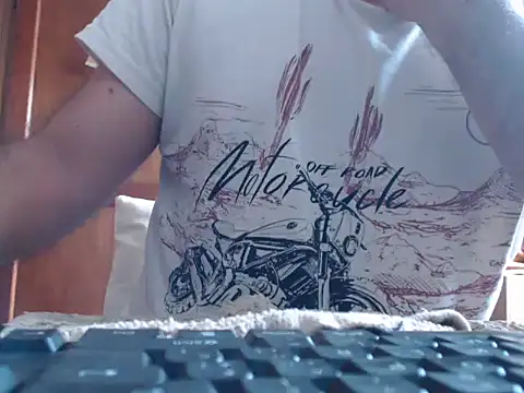 lover camer online show from April 8, 7:25 pm