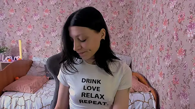 Lolly Haze online show from November 15, 4:43 am