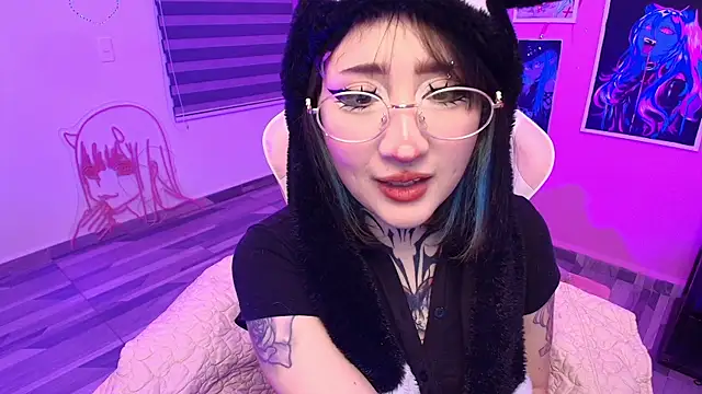 Snapshot of Miwa_violet chatting on July 21, 3:20 am Miwa violet online show from July 21, 3:20 am
