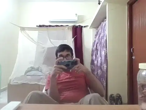 Snapshot of THE_NAKED_BOY chatting on September 29, 2:33 pm THE NAKED BOY online show from September 29, 2:33 pm