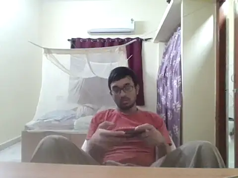 Snapshot of THE_NAKED_BOY chatting on October 2, 5:47 am THE NAKED BOY online show from October 2, 5:47 am