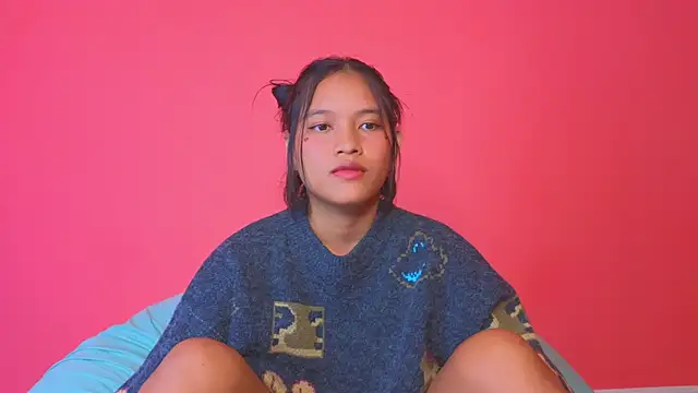 Natsu   online show from December 2, 3:25 pm