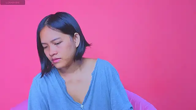 Natsu   online show from December 5, 2:09 am