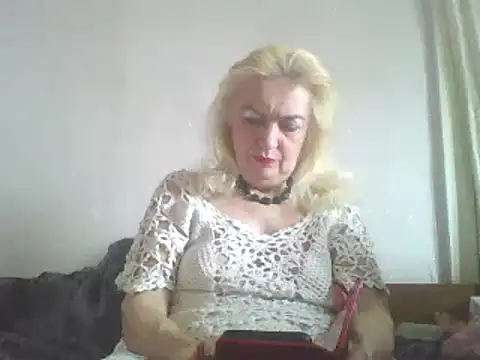 Meri798 online show from April 8, 9:42 am