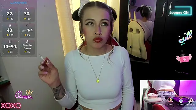 sweetlittlelisa online show from February 10, 7:51 pm