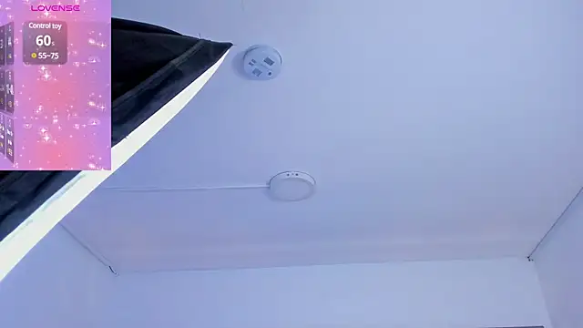 Snapshot of BILIE_ROUSE1 chatting on March 13, 3:44 am BILIE ROUSE1 online show from March 13, 3:44 am