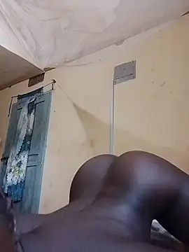 Snapshot of Nasty_queen20 chatting on December 8, 11:46 am Nasty queen20 online show from December 8, 11:46 am