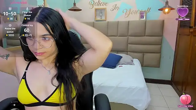 Snapshot of lalytulu99 chatting on January 18, 6:32 pm lalytulu99 online show from January 18, 6:32 pm