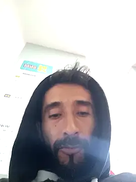 Snapshot of weedmanhot28 chatting on January 13, 7:53 pm weedmanhot28 online show from January 13, 7:53 pm