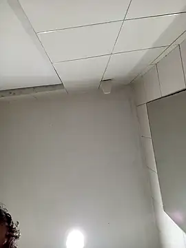 Snapshot of weedmanhot28 chatting on January 29, 11:56 pm weedmanhot28 online show from January 29, 11:56 pm