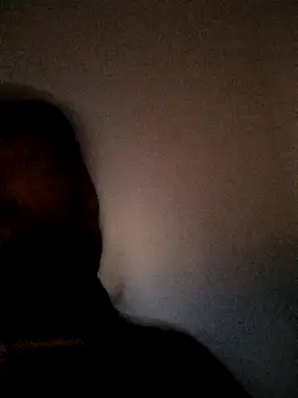 Snapshot of weedmanhot28 chatting on March 7, 1:51 pm weedmanhot28 online show from March 7, 1:51 pm