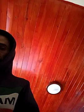 Snapshot of weedmanhot28 chatting on September 20, 5:03 pm weedmanhot28 online show from September 20, 5:03 pm