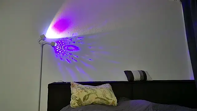 Snapshot of MazzyDoll chatting on November 25, 4:45 am MazzyDoll online show from November 25, 4:45 am