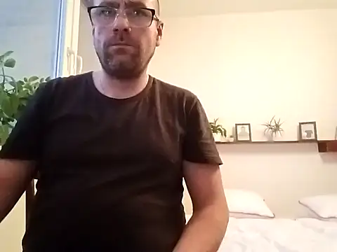 amok0 online show from March 3, 4:56 pm