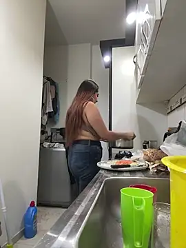 Snapshot of Dahian_XXX chatting on December 17, 2:23 am Dahian XXX online show from December 17, 2:23 am