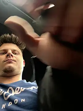 HFDYJLO online show from April 30, 1:50 pm