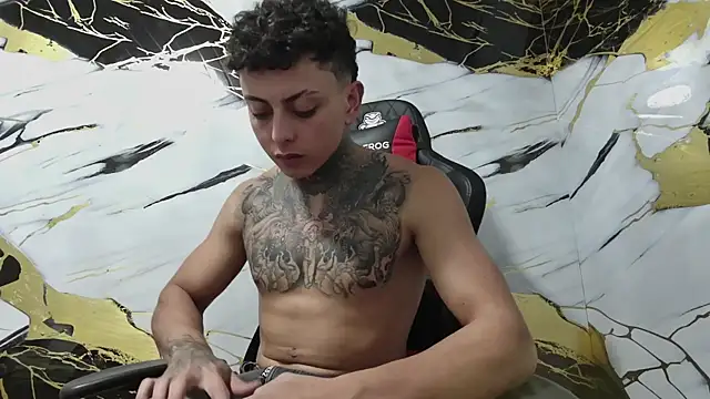 Kevin22 222 online show from January 5, 5:41 am