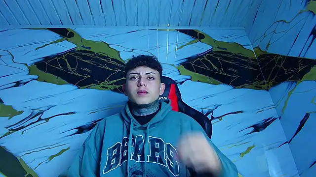 Kevin22 222 online show from February 1, 7:26 am