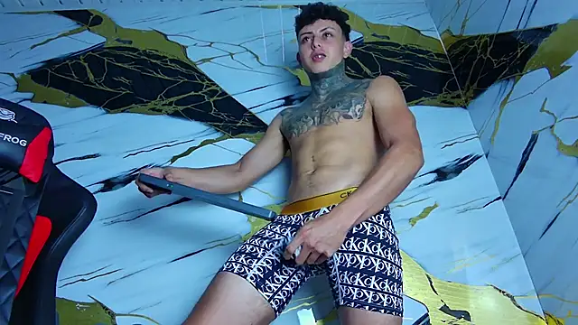 Kevin22 222 online show from February 13, 8:17 am