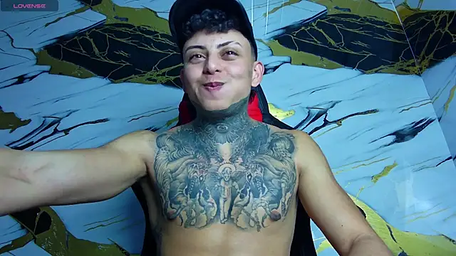 Kevin22 222 online show from March 3, 2:15 am