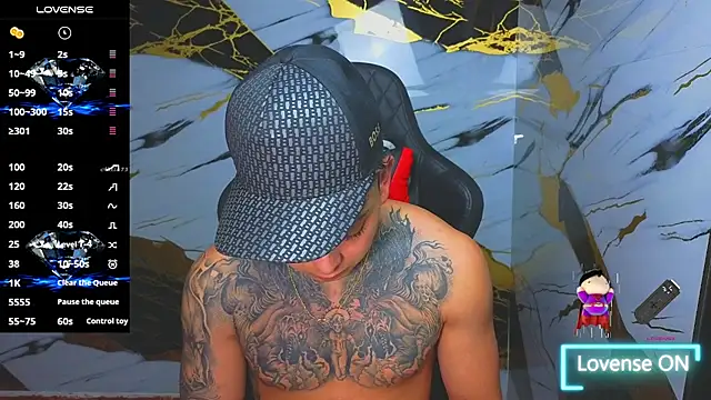 Kevin22 222 online show from November 20, 3:07 am