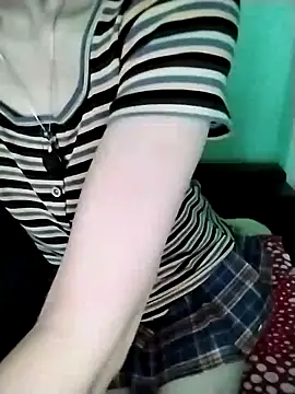 Snapshot of Luxcute286 chatting on May 2, 11:54 pm Luxcute286 online show from May 2, 11:54 pm