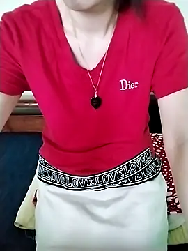 Snapshot of Luxcute286 chatting on June 3, 9:34 am Luxcute286 online show from June 3, 9:34 am