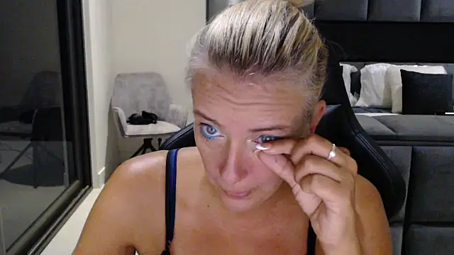 Wendysexyx online show from January 15, 10:09 am