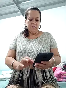 Snapshot of Fulopp15 chatting on January 5, 1:03 am Fulopp15 online show from January 5, 1:03 am